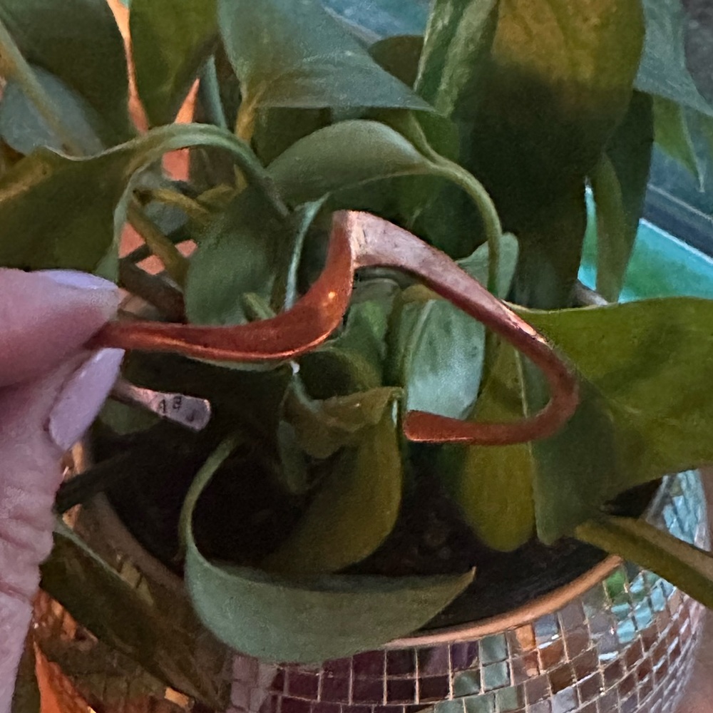 Native American Elegant Copper Wave Bracelet - image 6